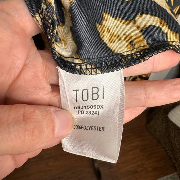TOBI Leopard print romper SZ MED - Picture 6 of 7